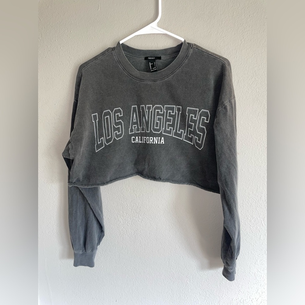 Forever 21 Crop top Los Angeles California long sleeve T-shirt Large
